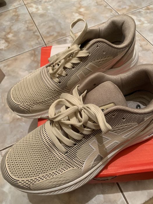 Продам обувь Asics Gel Nandi