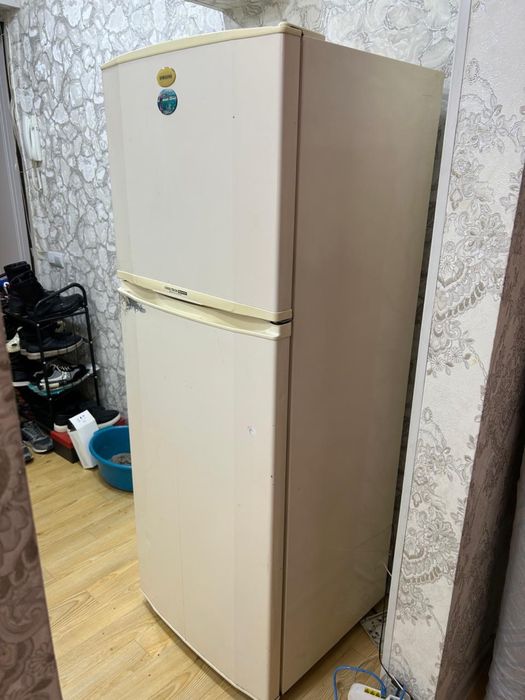 Холодильник рабочий