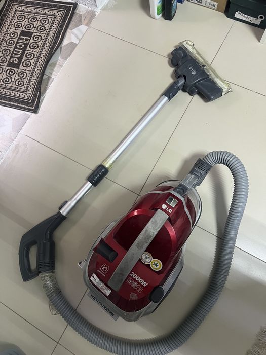 Продам пылесос LG