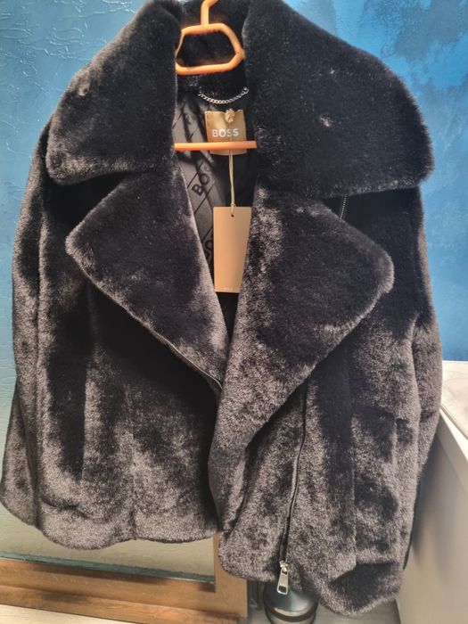 Haina dama firma Boss