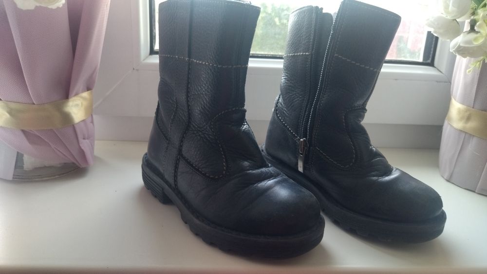 Продам натур.кожа сапоги 27 р.