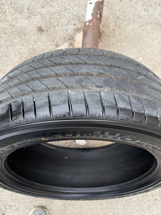 Kumho Ecsta 225/45/R17