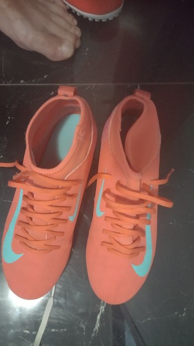 Gheata fotbal Nike
