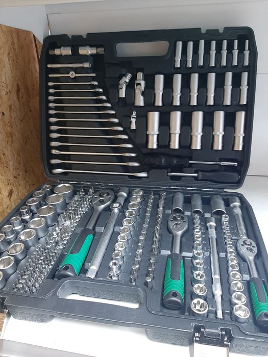 Набор инструментов 216 предметов,.