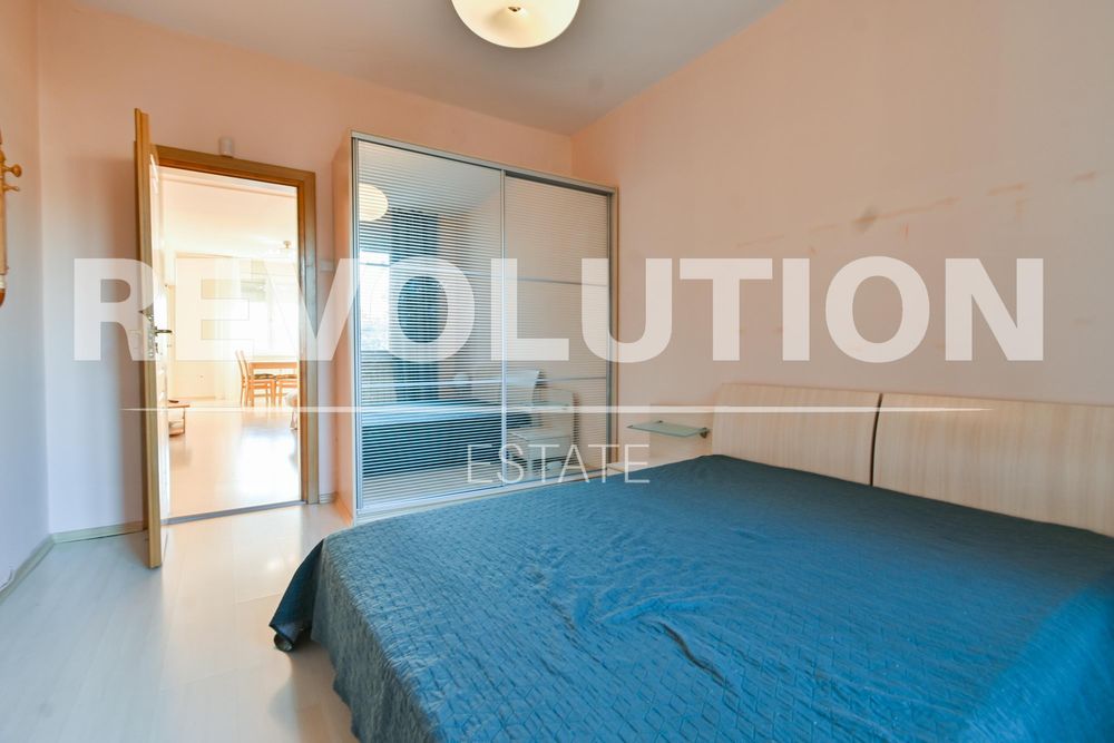 Дава се под наем Двустаен апартамент в София, Център - 75 кв.м за 900 € - Снимка #6