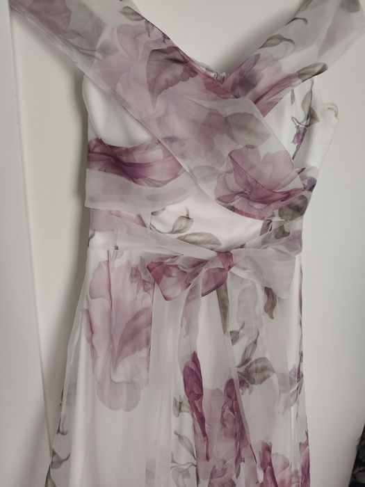 Rochie midi cu flori