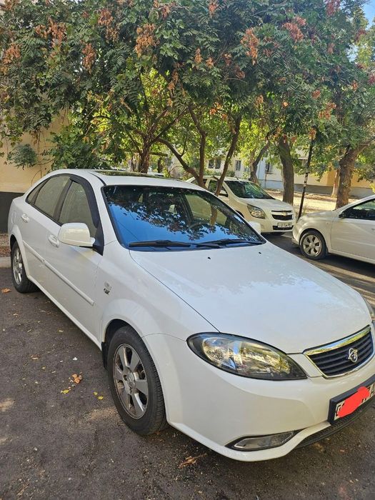 Срочно продается Жентра Равон 3 позиция автомат