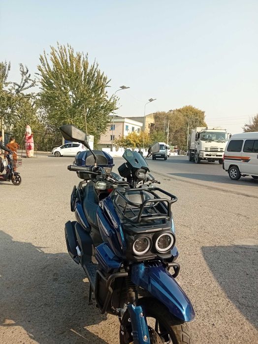 Benzinli skuter tank 150