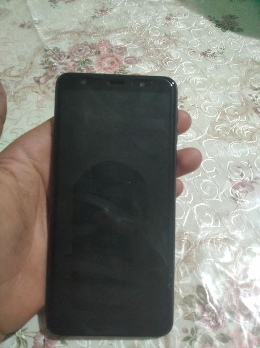 Samsung A7 4/64 karopka dokumenti ham bor