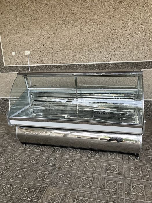 Витирина холоделник