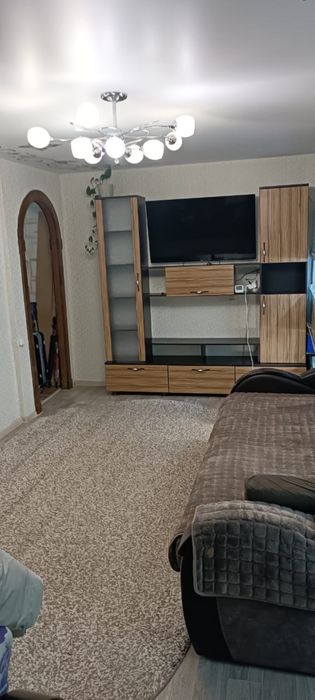 Продам 2х ком квартиру.