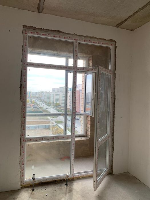 Продам панарамные окна и боторей