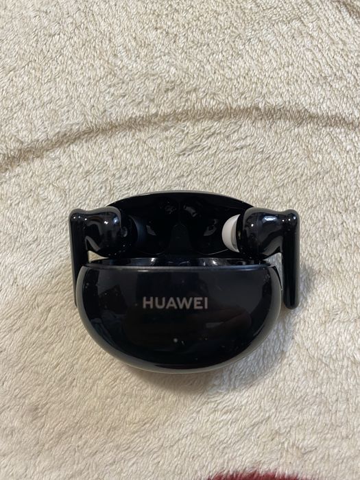 Vând căști Huawei buds i4