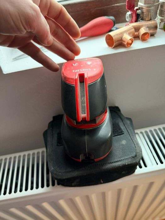 Vând laser profesional