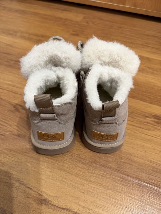 Продам зимние ботинки