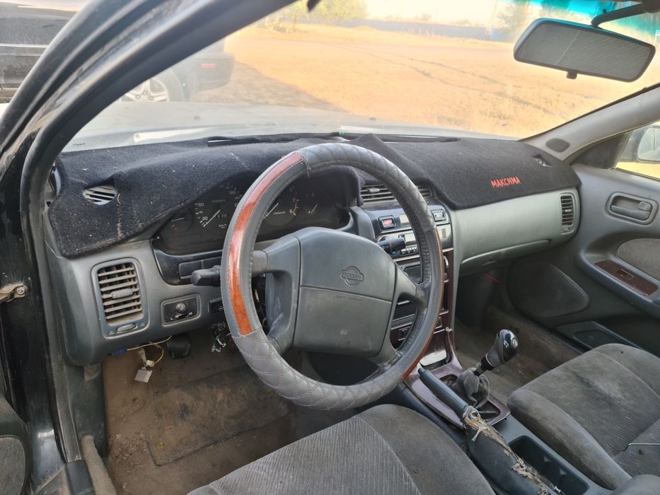 Продам Ниссан Максима 3л