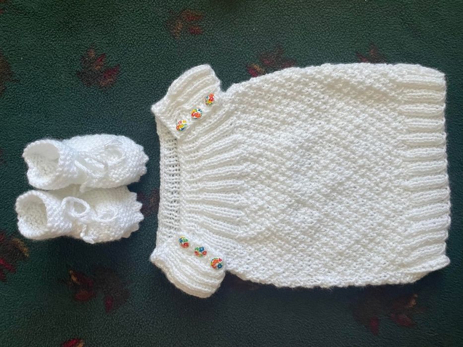 Детски ръчно плетени комплекти