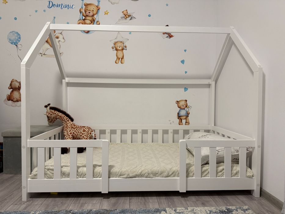 Pat Montessori 80x160 din lemn + saltea, stare foarte bună
