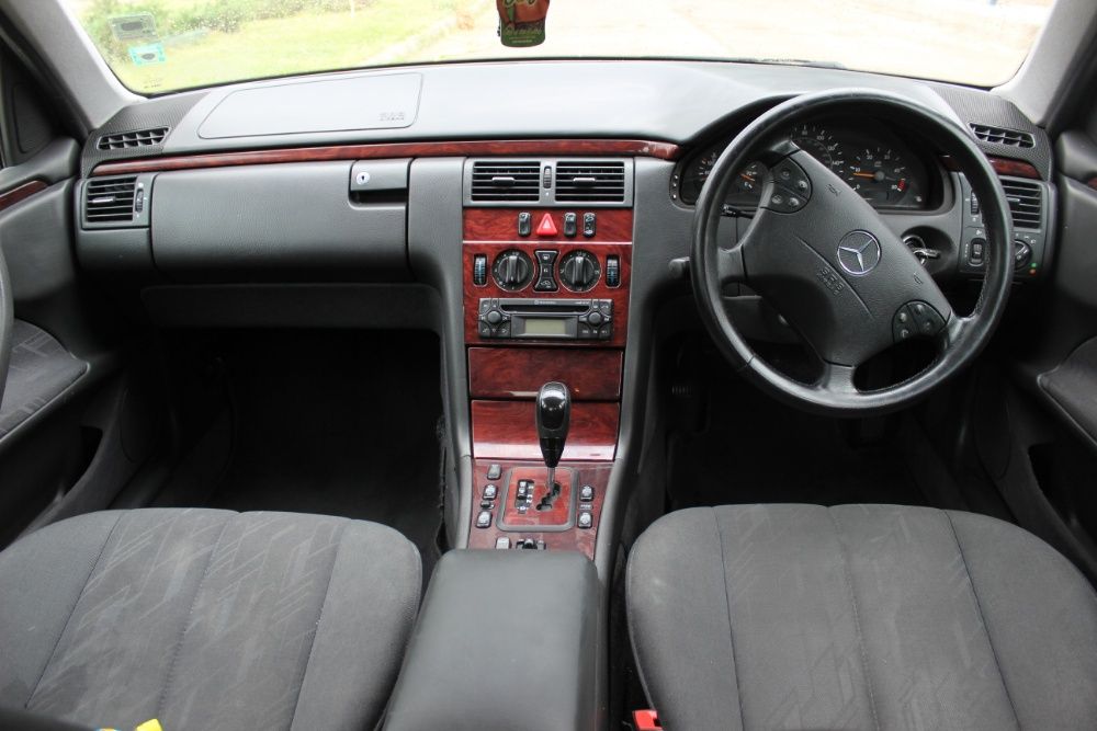 Mercedes W210 E220 CDI Седан фейслифт НА ЧАСТИ!!! / Мерцедес В210