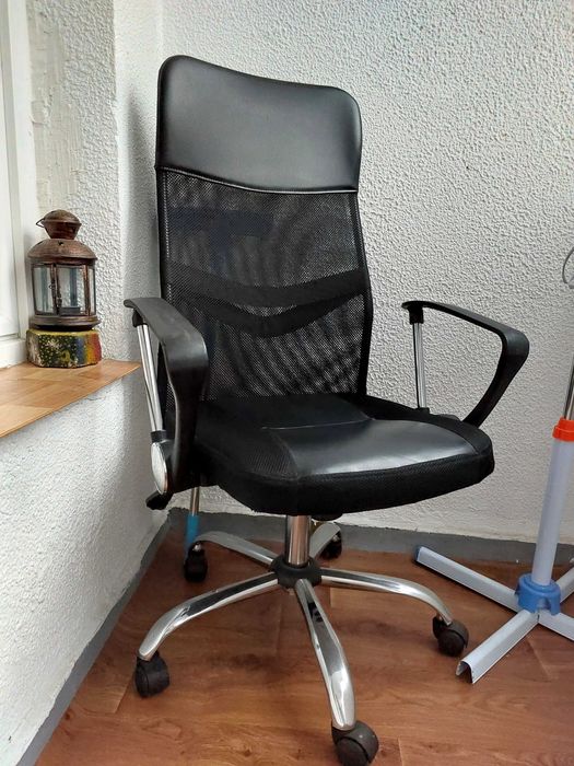 Офис мебел - стол