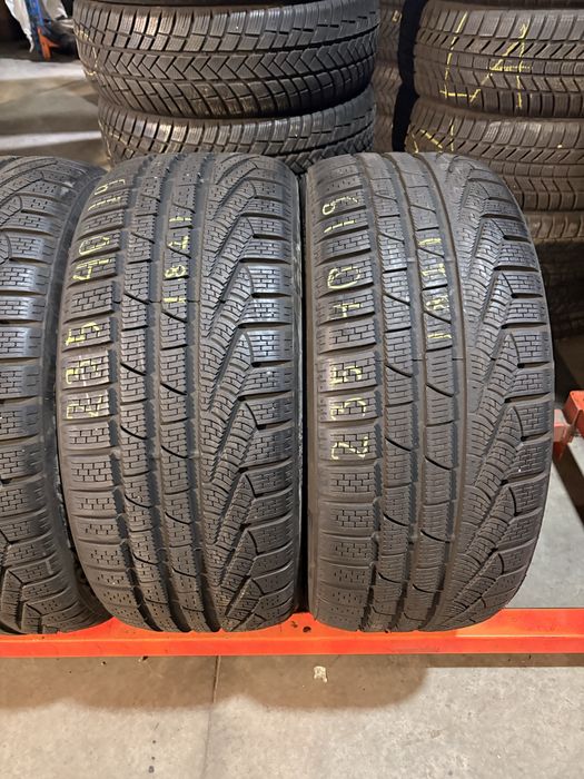 Anvelope iarna 235/40/19 Pirelli Winter Sottozero 2 235 40 19 R 19