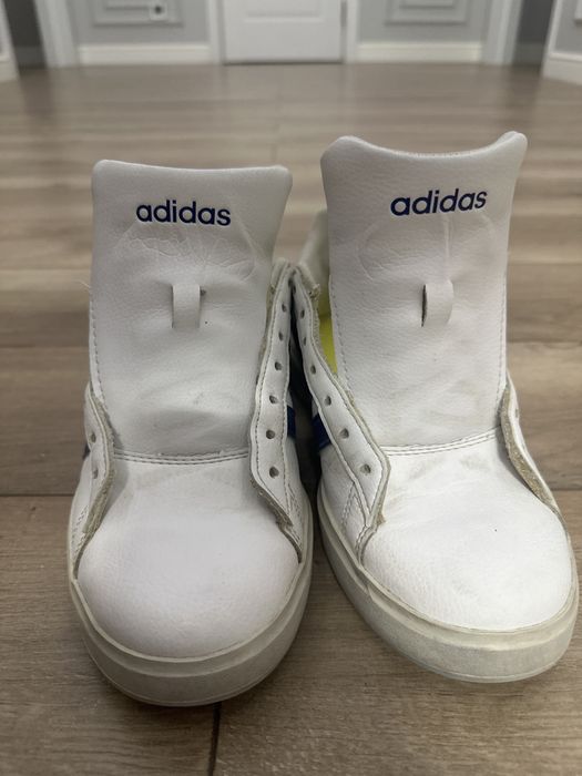 Кроссовки (оригинал) Adidas