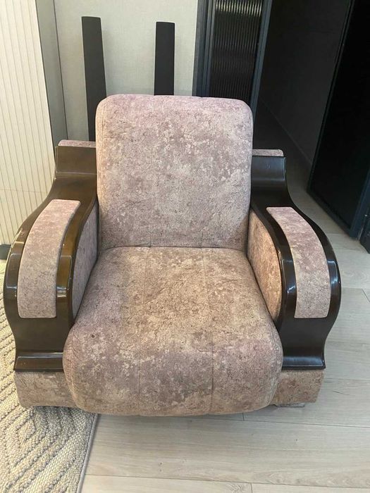 Комплект мебели в гостиную б/у mebel to'plami