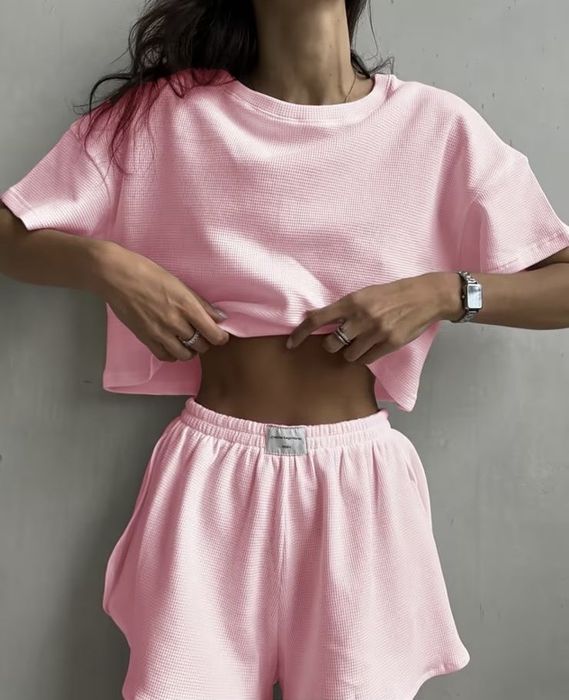 Продам комплект с шортами