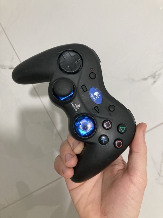 Controller Logitech /25 lei