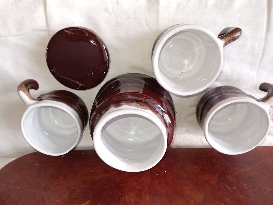 Продаю набор посуды (керамика).