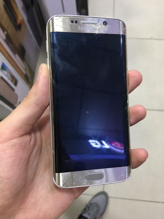 S6 edge sotiladi 3/32gb