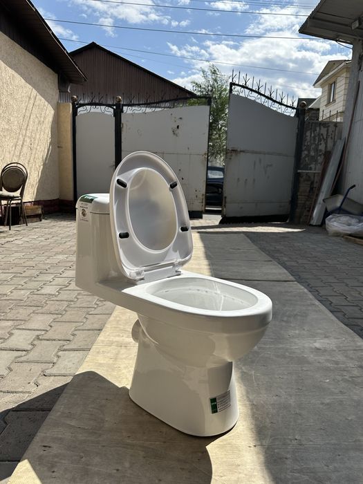 Унитаз новый литой