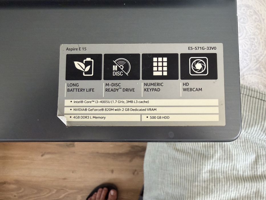 Acer Aspire E15 E5-571G — i3 / NVIDIA 820M 2GB / Perfect pentru Office & Daily Use