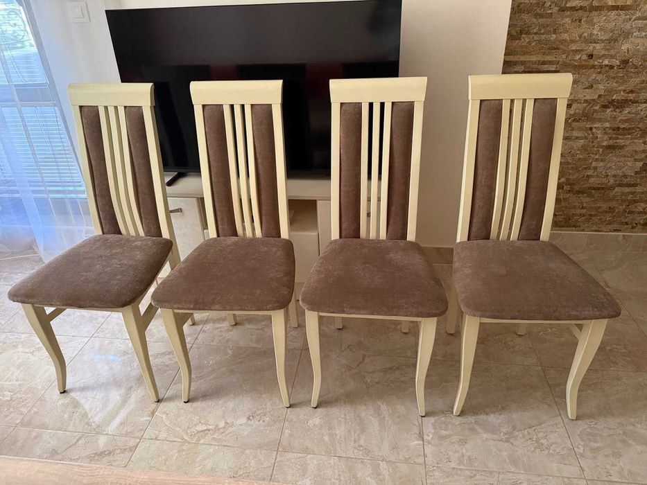 продавам 4 столове