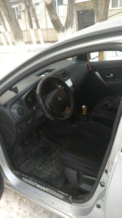 Продам Рено Сандеро