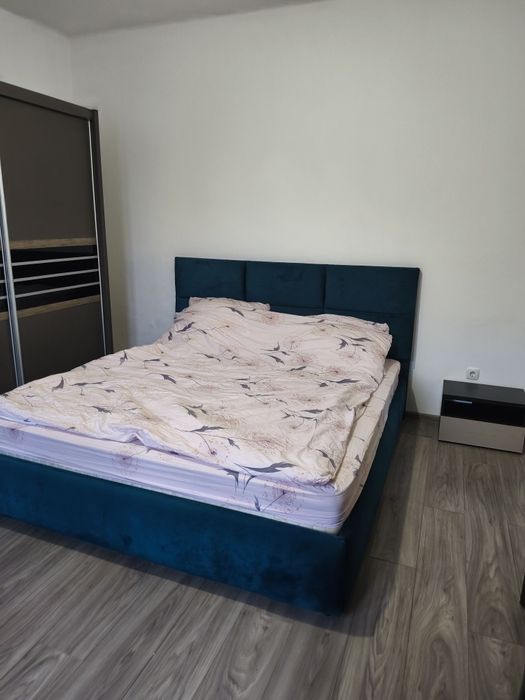 Închiriez in regim hotelier