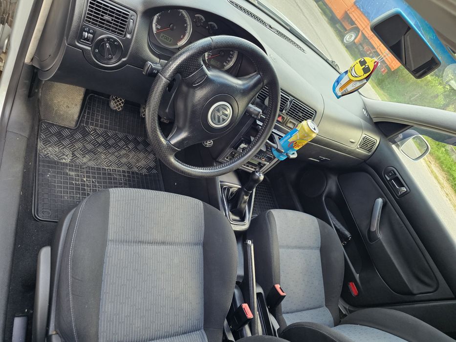 Volkswagen Golf 4
