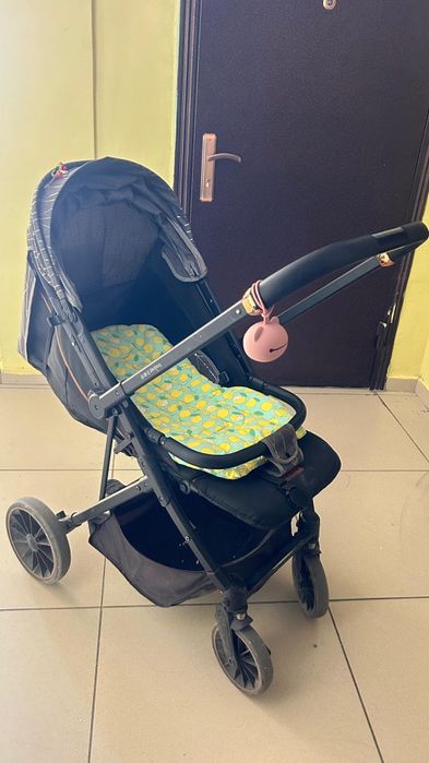 Коляска каляска детская продается