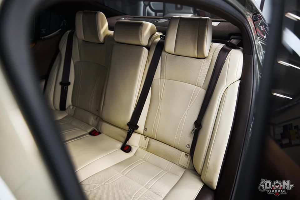 Lexus Seria ES Predare leasing sau achitare integrala