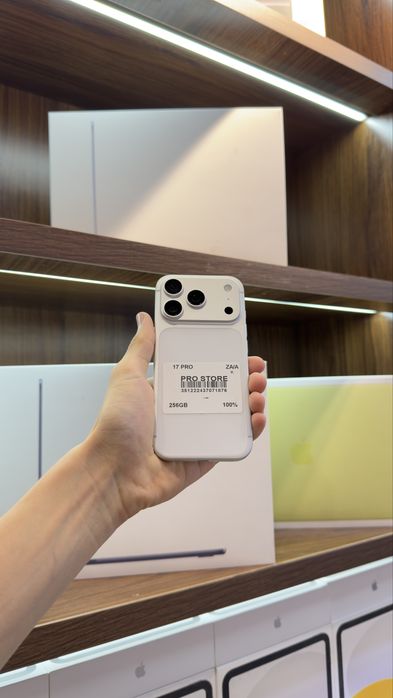 iphone 17 pro naxtka