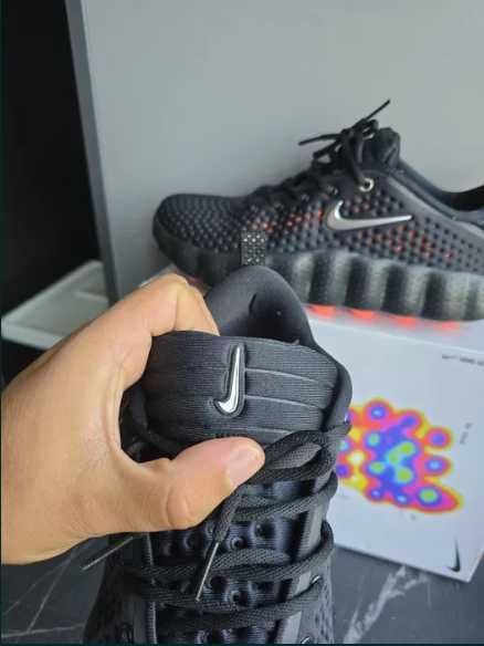 Nike Mind 002 Black Hyper Crimson (36-46 номер)