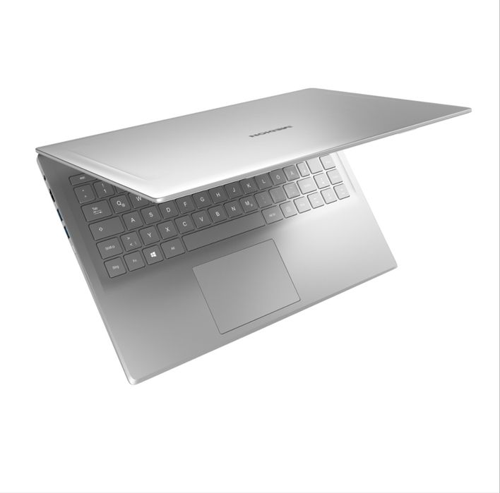 Лаптоп Intel Core i5 Medion