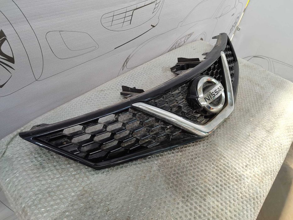 Grila Radiator cu Camera 360 Nissan Pulsar (C13) Hatchback 2014–2018 / Cod OEM 62310-3ZL0A (4B2)