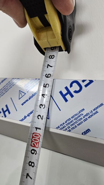 Двери металлические со стеклом