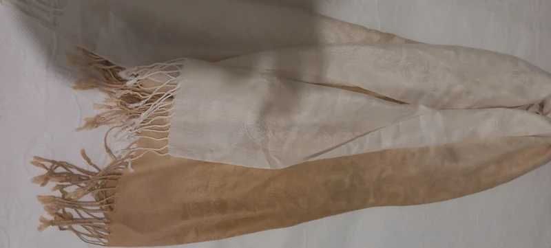 Esarfa Cashmere 90% cașmir, 10% matase