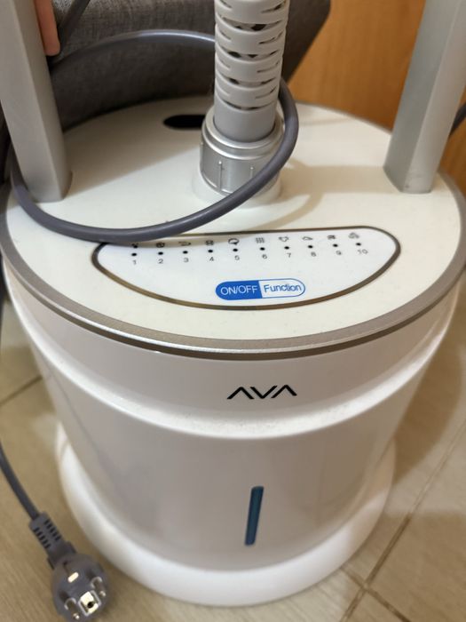 Отпариватель для одежды вертикальный