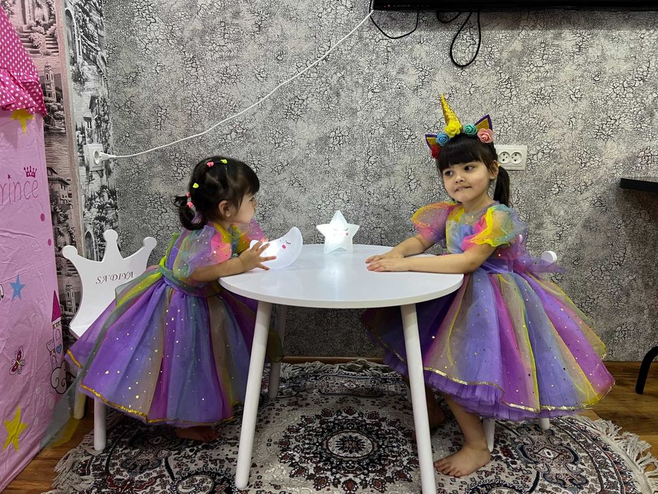 Bolalar mebeli. Bolalar shkafi. Bolalar uchun stol va stullar