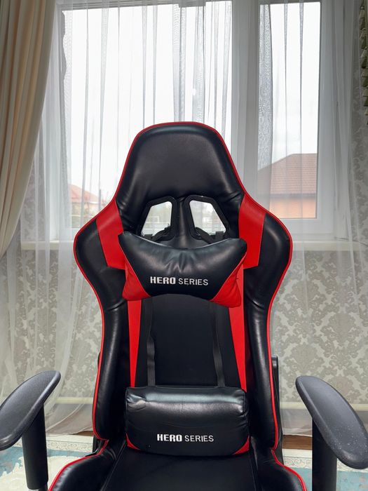 Продам игровое кресло