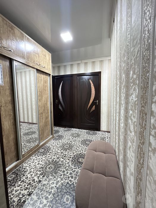 Крватира сотилади срочно