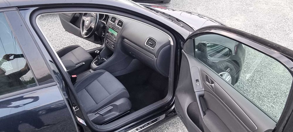 VW Golf 6 1.6 TDi 105 Cp 2011 Euro 5 Rate sau Cash